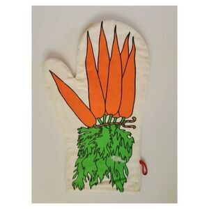 Vintage 1960's Japanese Carrot Bunch Print Oven Mitt